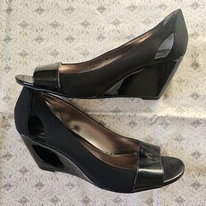 9&Co Peep Toe Wedge Heels